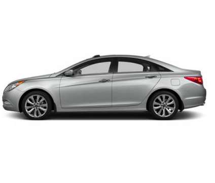 2013 Hyundai Sonata Limited is a Silver 2013 Hyundai Sonata Limited Car for Sale in Lexington KY