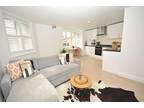 1 bed flat for sale in Graham Road, SW19, London