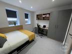 Room 1, Flat 14, Commercial Point, Beeston, NG9 2NG 1 bed in a house share -
