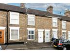 2 bedroom terraced house for sale in Bishops Road, Bury St Edmunds, IP33