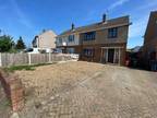 3 bed house for sale in Padnall Road, RM6, Romford