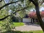 Home For Sale In Woodbury, Minnesota