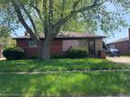 7476 Carrousel Blvd, Westland, MI 48185