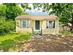 3163 Mims St, Fort Worth, TX 76112