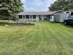 1202 Rochelle Rd, Toledo, OH 43615