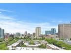 Condo For Sale In Chicago, Illinois