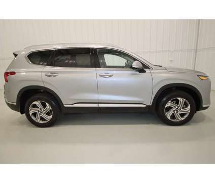 2022 Hyundai Santa Fe SEL is a Silver 2022 Hyundai Santa Fe SE SUV in Canfield OH