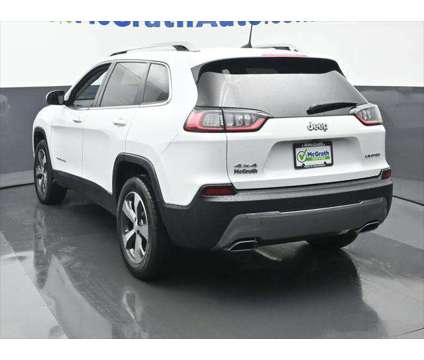 2021 Jeep Cherokee Limited 4X4 is a White 2021 Jeep Cherokee Limited SUV in Dubuque IA