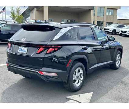 2024 Hyundai Tucson SEL is a Black 2024 Hyundai Tucson SUV in Everett WA