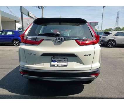 2017 Honda CR-V LX is a White 2017 Honda CR-V LX SUV in Elmhurst IL