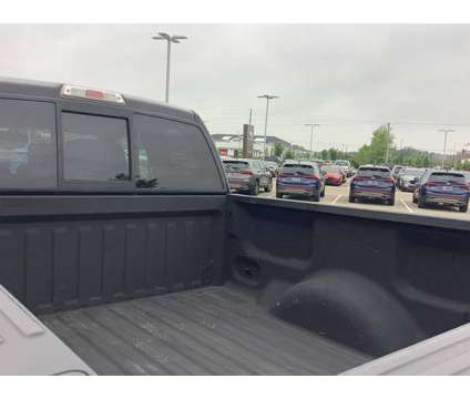 2011 Ford F-150 XLT is a Black 2011 Ford F-150 XLT Truck in Avon IN