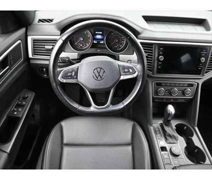 2020 Volkswagen Atlas Cross Sport 3.6L V6 SE w/Technology is a Grey 2020 Volkswagen Atlas SUV in Dubuque IA
