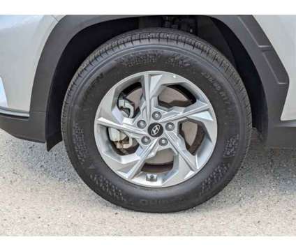 2024 Hyundai Tucson SE is a Silver 2024 Hyundai Tucson SE SUV in Tinley Park IL