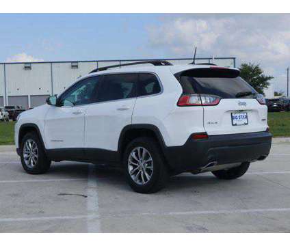 2022 Jeep Cherokee Latitude Lux 4x4 is a White 2022 Jeep Cherokee Latitude SUV in Friendswood TX