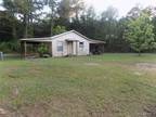 Home For Sale In Skipperville, Alabama