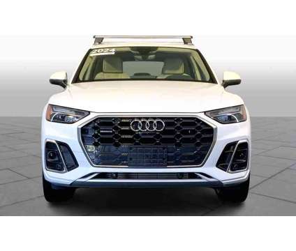 2024UsedAudiUsedQ5 is a White 2024 Audi Q5 Car for Sale in Westwood MA