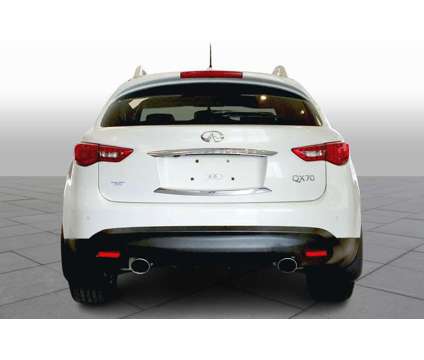 2016UsedINFINITIUsedQX70 is a White 2016 Infiniti QX70 Car for Sale in Manchester NH