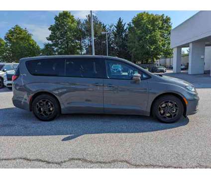 2022 Chrysler Pacifica Hybrid Touring L is a Grey 2022 Chrysler Pacifica Hybrid in Randallstown MD