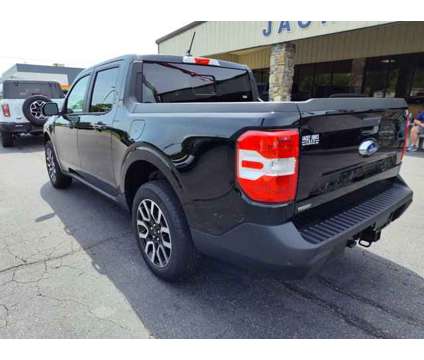 2024 Ford Maverick LARIAT is a Black 2024 Ford Maverick Car for Sale in Hayesville NC