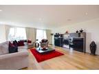3 Bedroom Flat to Rent in Imperial Wharf