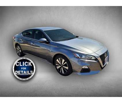 2021 Nissan Altima 2.5 SV is a 2021 Nissan Altima 2.5 Trim Car for Sale in Lubbock TX