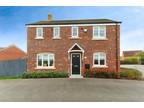 3 bedroom detached house for sale in Great Burnet Close, Rugby, CV23
