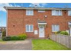 1 bedroom end of terrace house for sale in Lawford Close, Luton, LU1