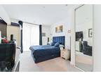 2 bed flat to rent in Shackleton Way, E16, London
