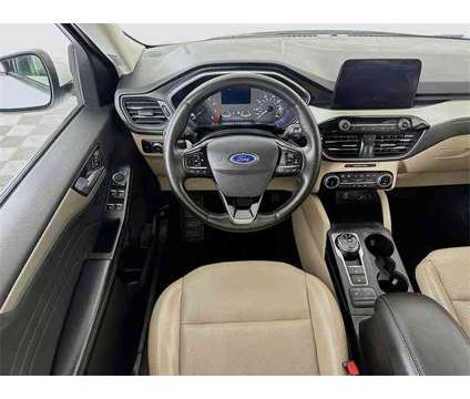 2022 Ford Escape SEL is a White 2022 Ford Escape SEL Car for Sale in Saint Charles IL