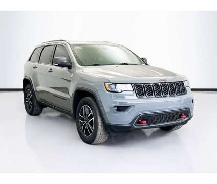 2020 Jeep Grand Cherokee Trailhawk is a Grey 2020 Jeep grand cherokee Trailhawk SUV in Montclair CA