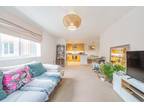2 bedroom flat for sale in 24 Capel Crescent, Stanmore, Harrow, HA7