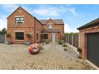 4 bedroom detached house for sale in Whiphill Lane, Doncaster, DN3