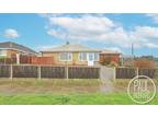 2 bedroom detached bungalow for sale in Claydon Drive, Oulton Broad, NR32
