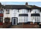 Sandhurst Drive, Ilford 4 bed terraced house for sale -