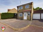 Whaddon Way, Tuffley, Gloucester 3 bed detached house for sale -