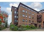 2 bedroom apartment for sale in Kingsdale Court, Tower Street, SO23