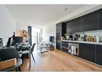 1 Bedroom Flat for Sale in Walworth Road