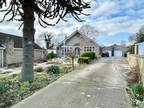 2 bedroom detached bungalow for sale in Rectory Lane, Thurnscoe, Rotherham