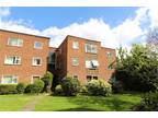 2 bedroom apartment for sale in Lincoln Road, Enfield, Middleinteraction, EN1