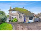 4 bedroom detached house for sale in Mayflower Close, HARTWELL BUCKINGHAMSHIRE 