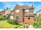 5 bedroom detached house for sale in Woodside Road, Purley, Surrey, CR8 4LQ, CR8
