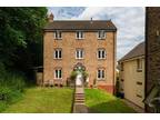 6 bedroom town house for sale in Mill Avenue, Copplestone, EX17