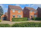 3 bedroom detached house for sale in Greenacre Place, Newbury RG14 7GY, RG14