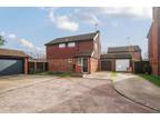 4 bed house for sale in Marfleet Close, RG6, Reading