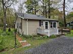 Home For Sale In East Bridgewater, Massachusetts