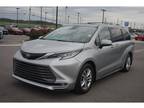 2022 Toyota Sienna Silver, 30K miles