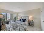 Condo For Sale In Sarasota, Florida