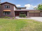 1103 Holyrood St, Midland, MI 48640