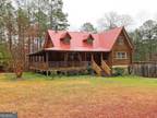 Single Family Residence, Other, Cabin - Dacula, GA 3212 Luther Wages Rd