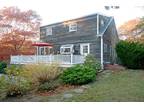 Secluded But Convenient Wainscott North 55 Red Fox Ln